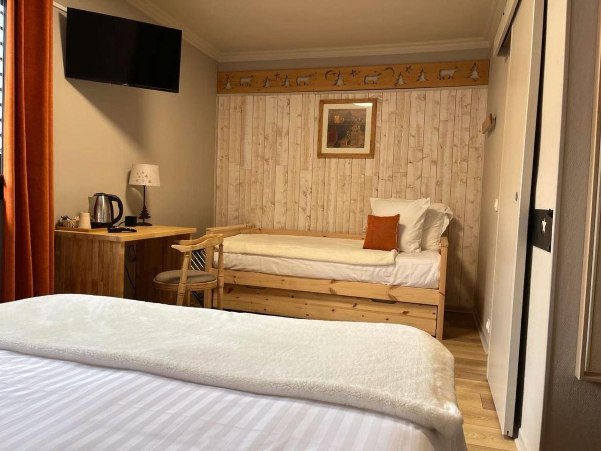 Hotel La Rencluse Saint-Mamet Esterno foto