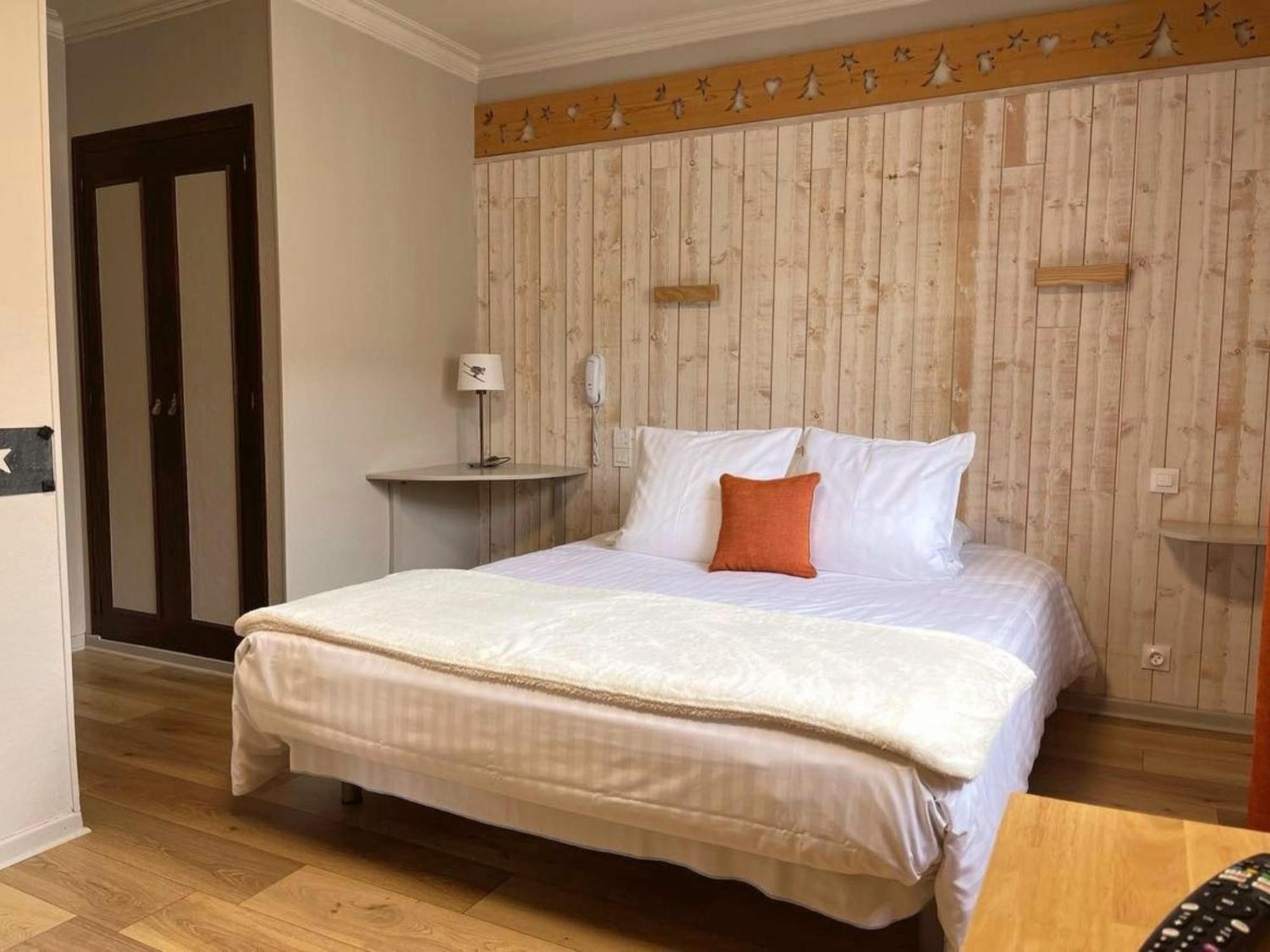 Hotel La Rencluse Saint-Mamet Esterno foto