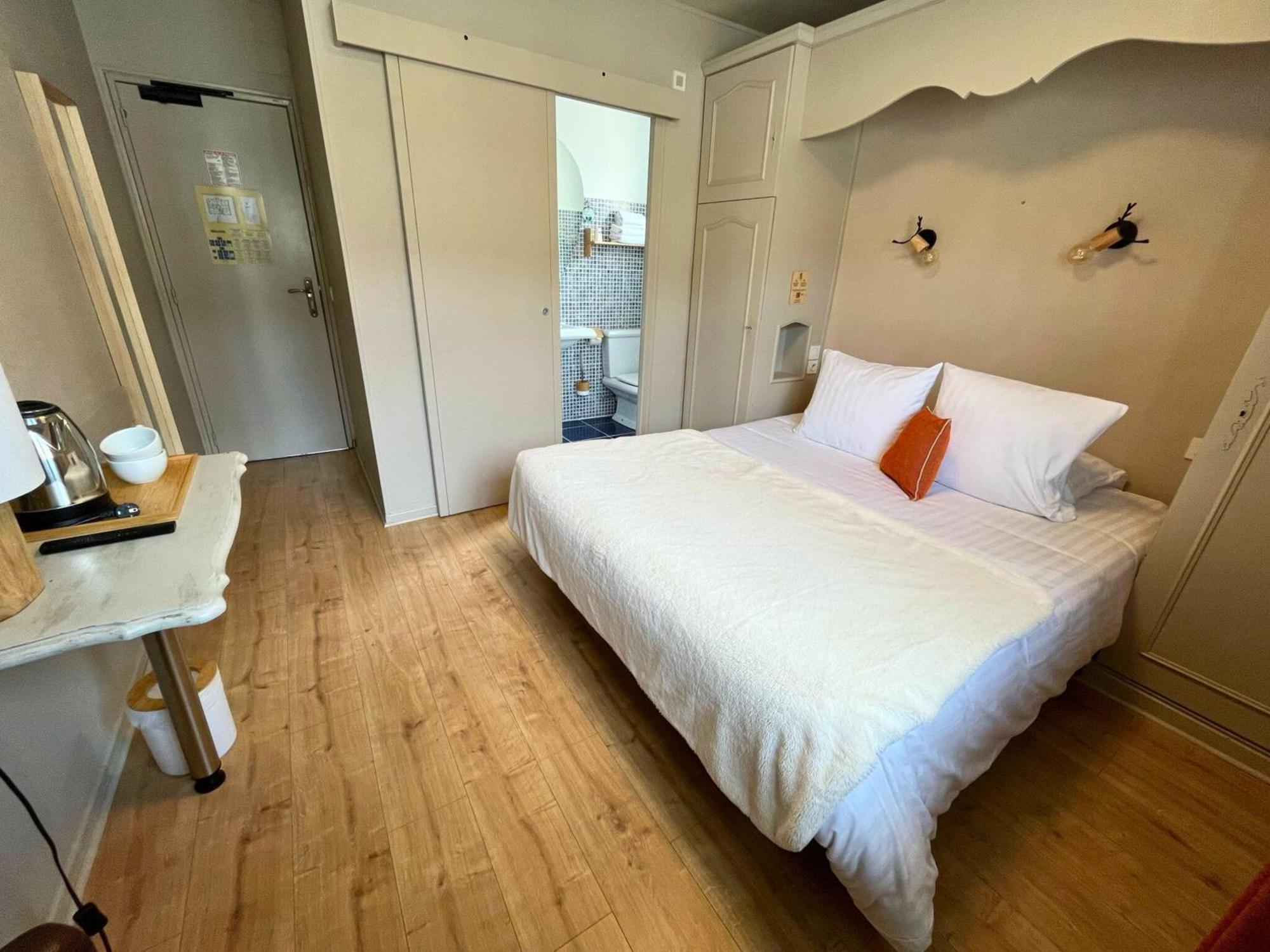 Hotel La Rencluse Saint-Mamet Esterno foto